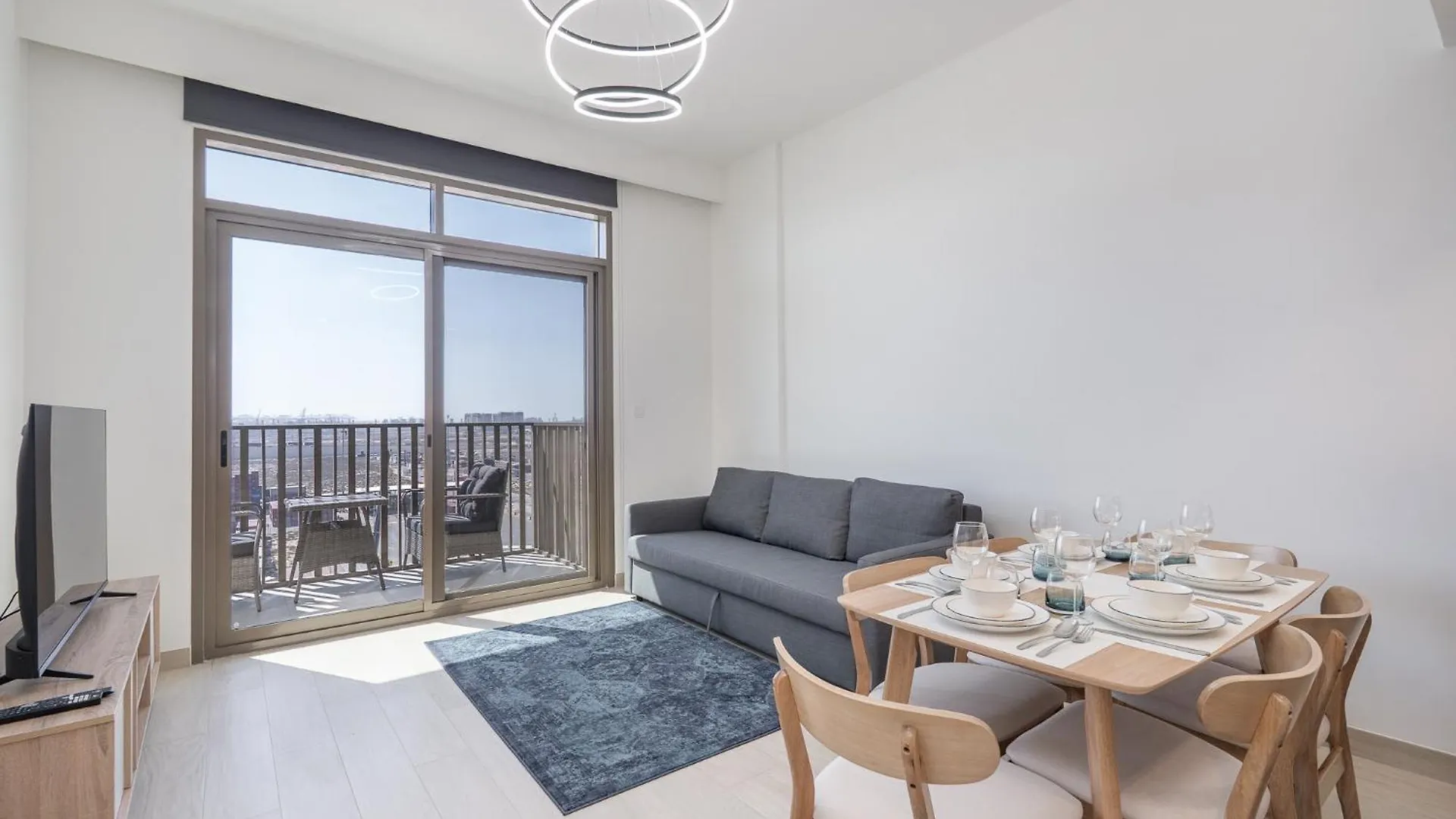 Apartment Modern And Peaceful 2 Bedroom In Amber By Azizi Dubai