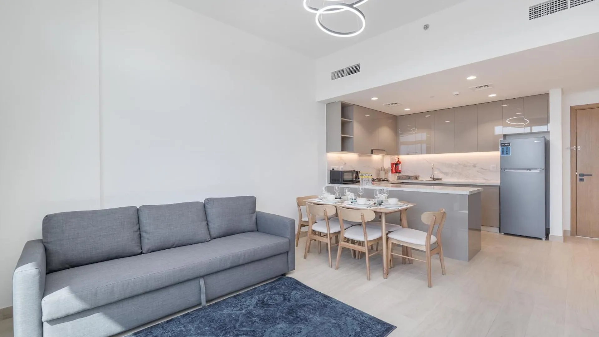 Apartment Modern And Peaceful 2 Bedroom In Amber By Azizi Dubai United Arab Emirates