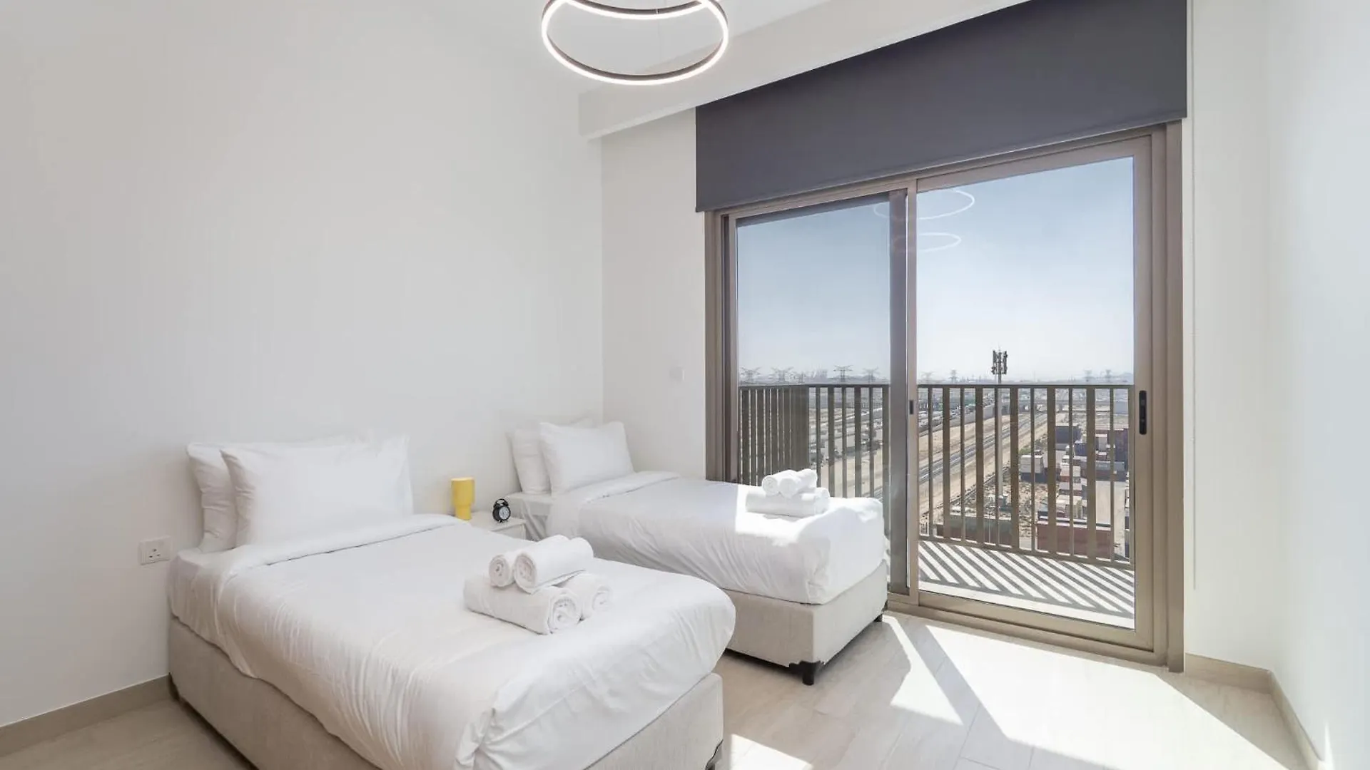 Apartment Modern And Peaceful 2 Bedroom In Amber By Azizi Dubai