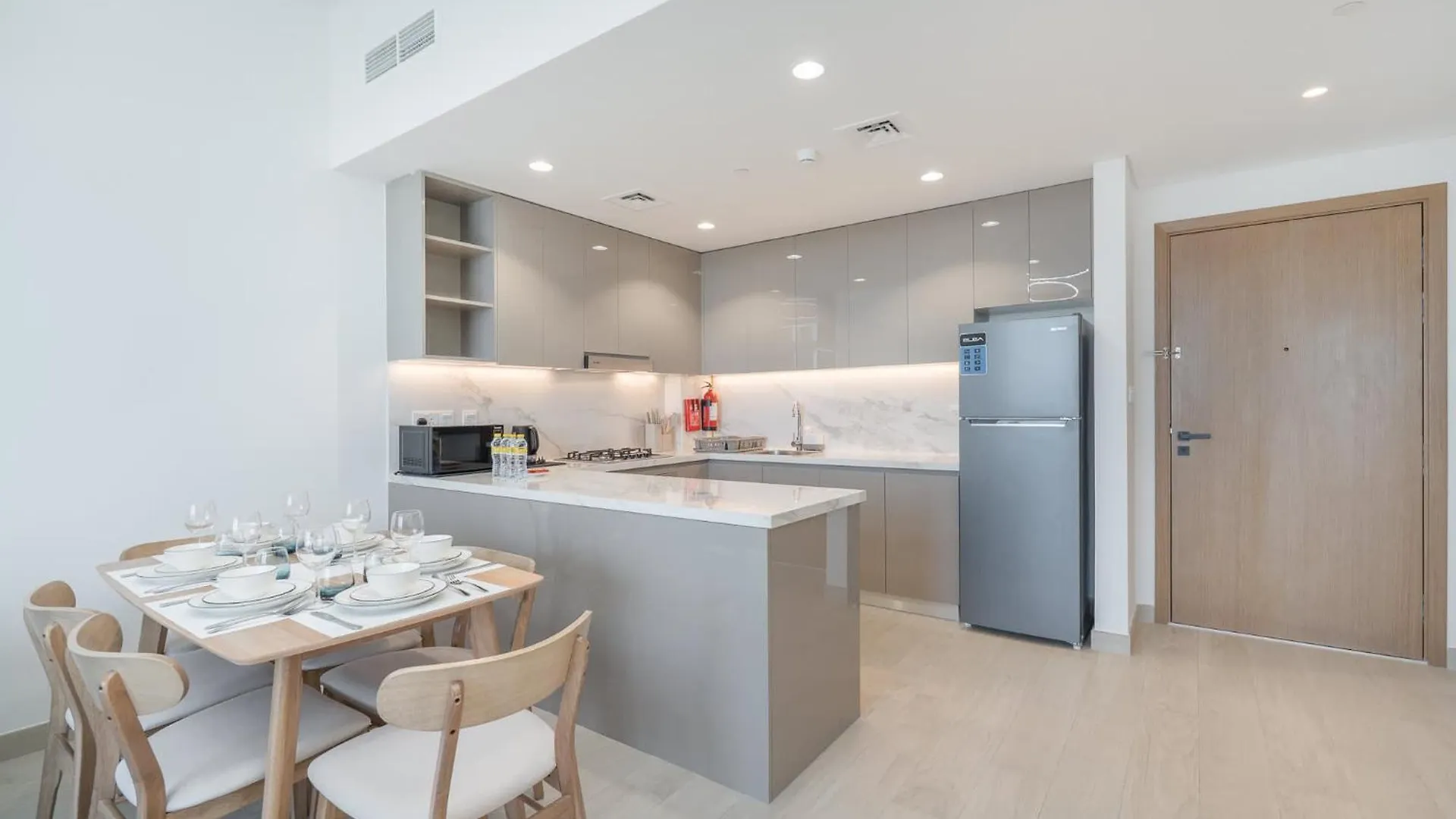 Apartment Modern And Peaceful 2 Bedroom In Amber By Azizi Dubai United Arab Emirates